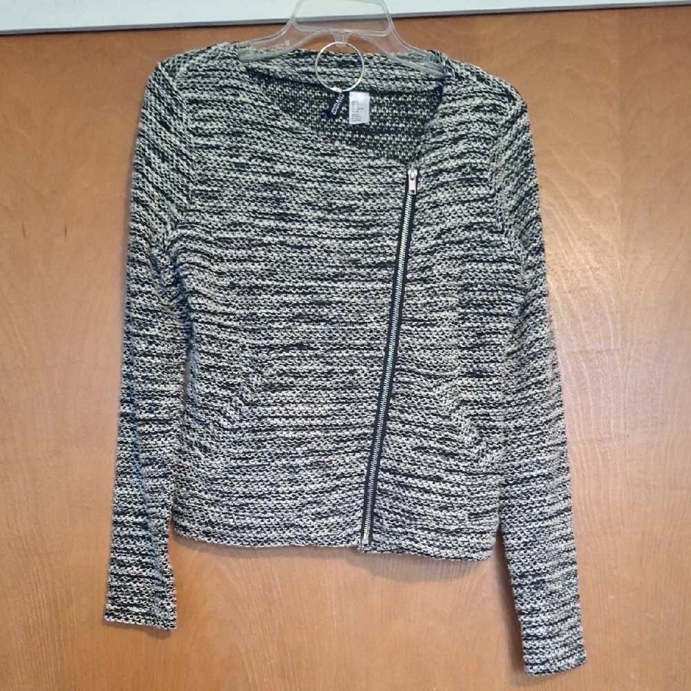 Chic Black and White Knit Jacket